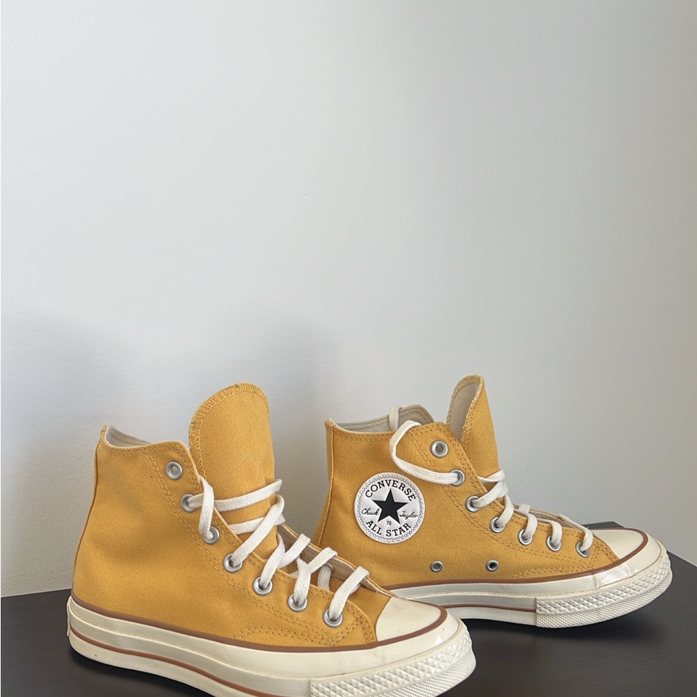*LIKE NEW* Converse Chuck Taylor Made By You • Vintage Style